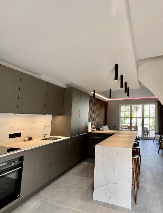 Casa Ika Port Grimaud - Maison 4 Chambres + Amarrage エクステリア 写真